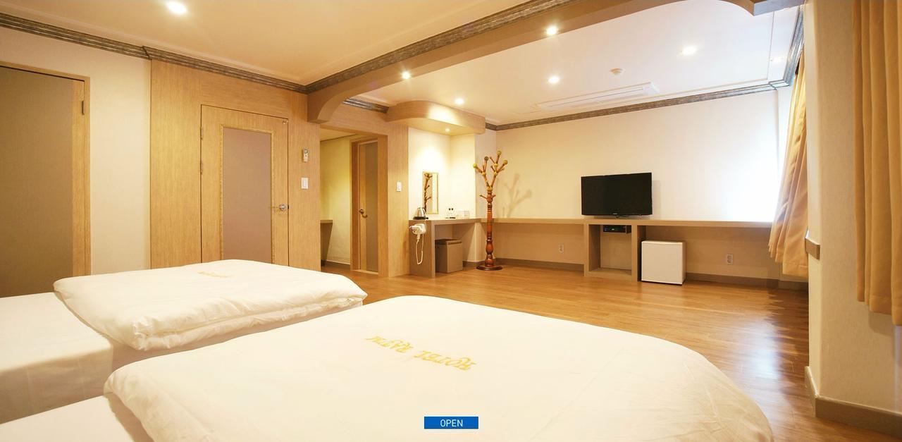 Hotel Raum Jeju Bagian luar foto